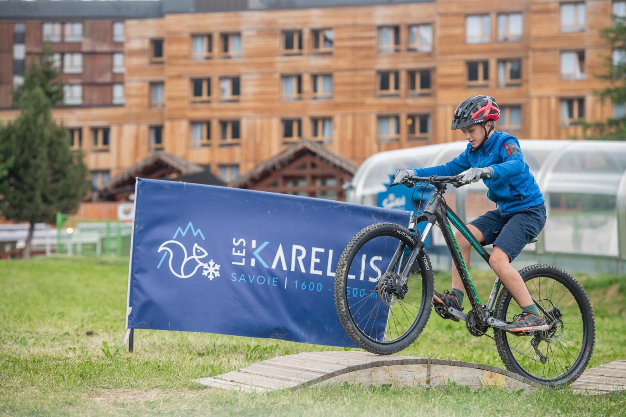 Villages Clubs Du Soleil - Les Karellis Montricher-Albanne Eksteriør bilde